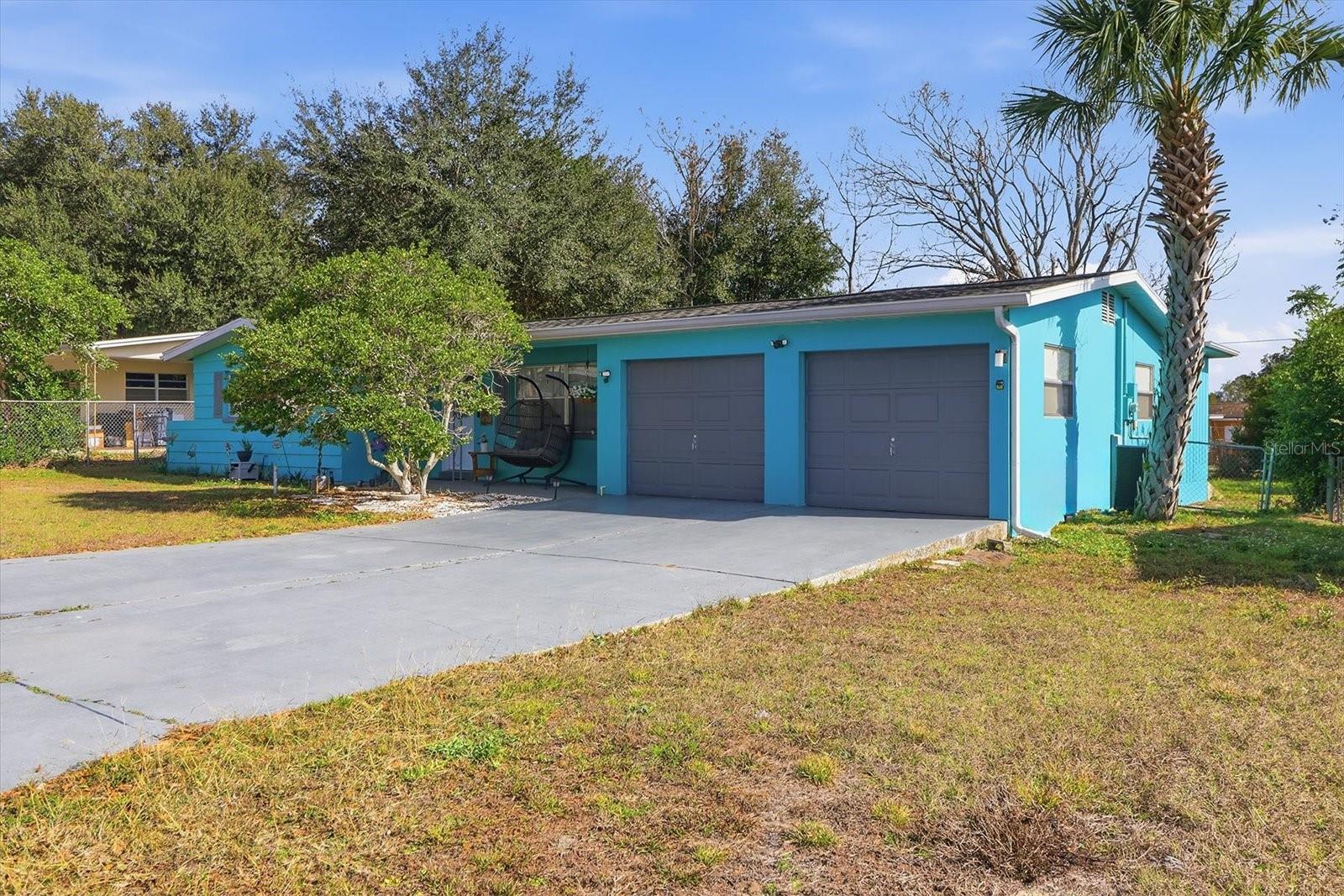 BEVERLY HILLS UNIT 04 - Residential