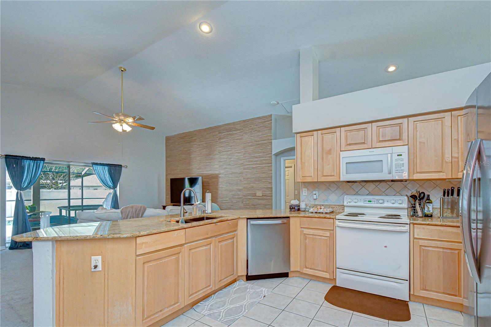 BLOOMINGDALE - Residential