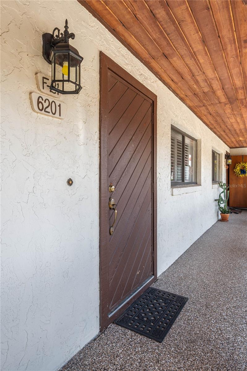 6201 COUNTRY CLUB DRIVE 21