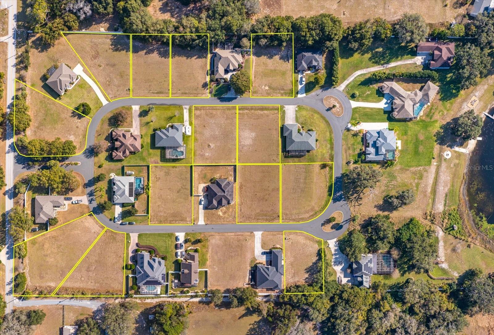 1007 MYRTLE BREEZES COURT