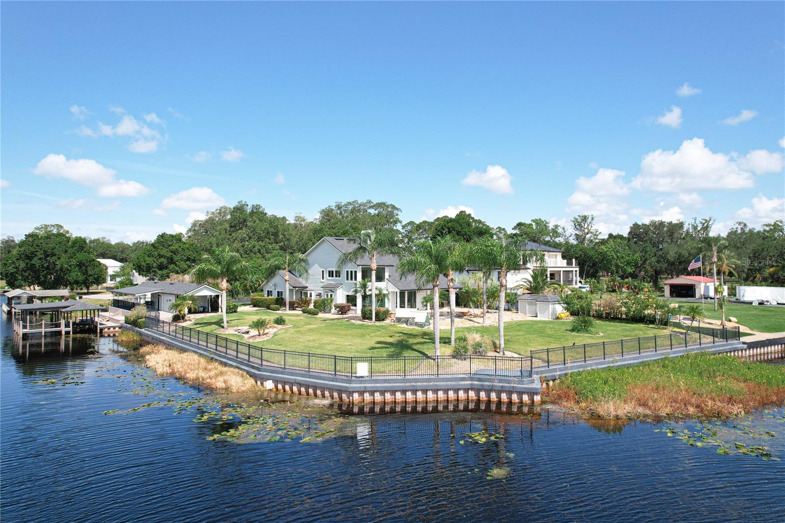 LAKE HART ESTATES - Residential