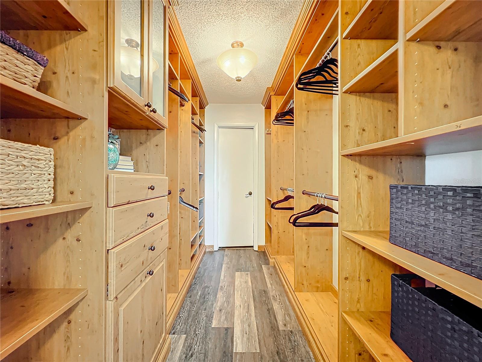 LAKE HART ESTATES - Residential