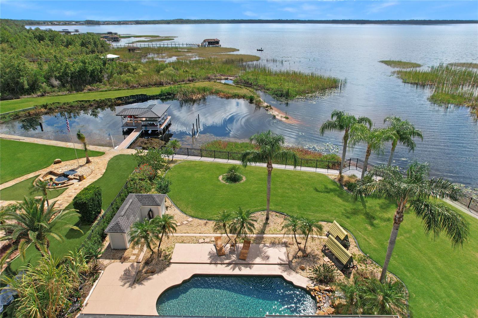 LAKE HART ESTATES - Residential