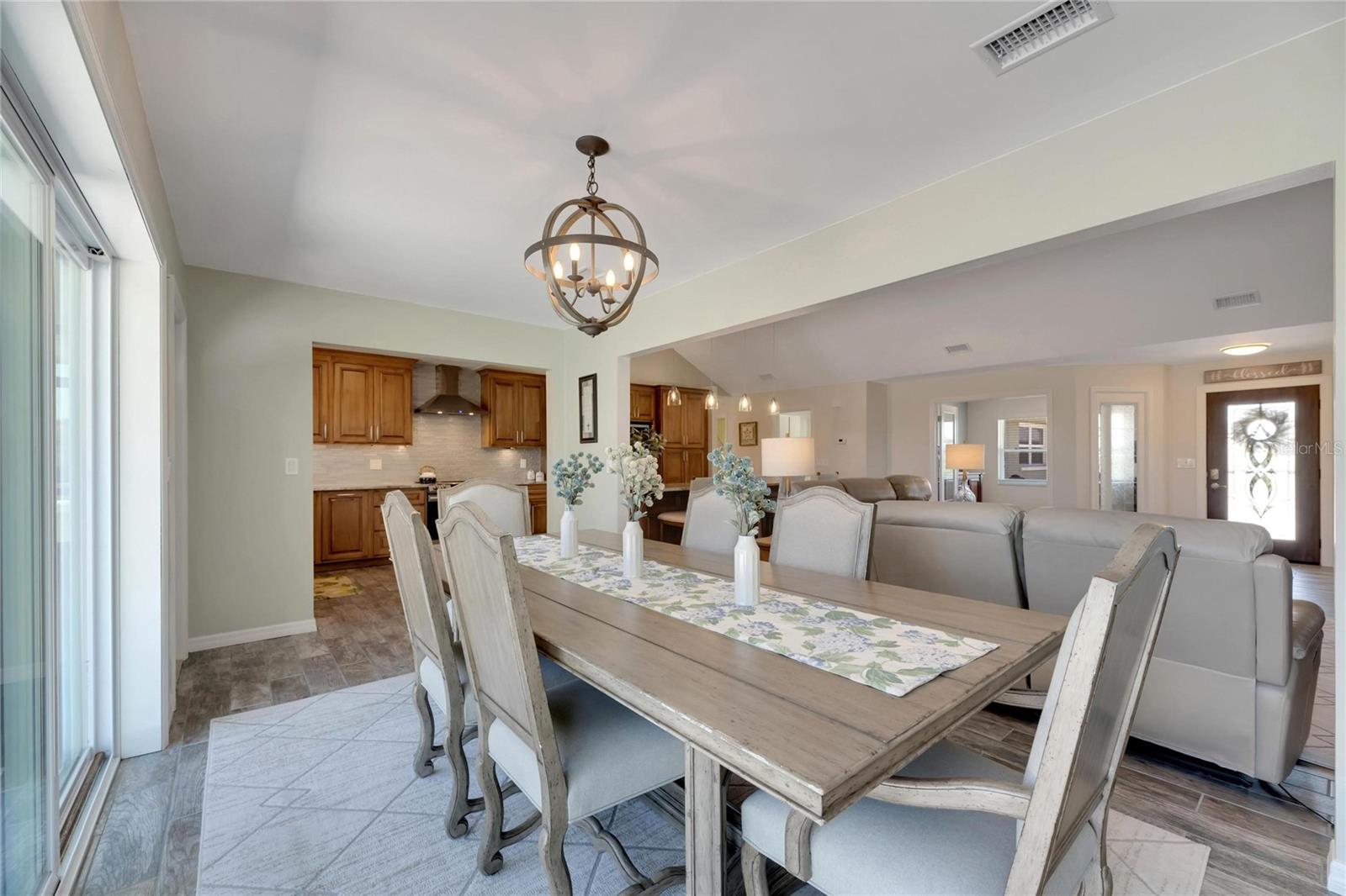 CALOOSA COUNTRY CLUB ESTATES U - Residential