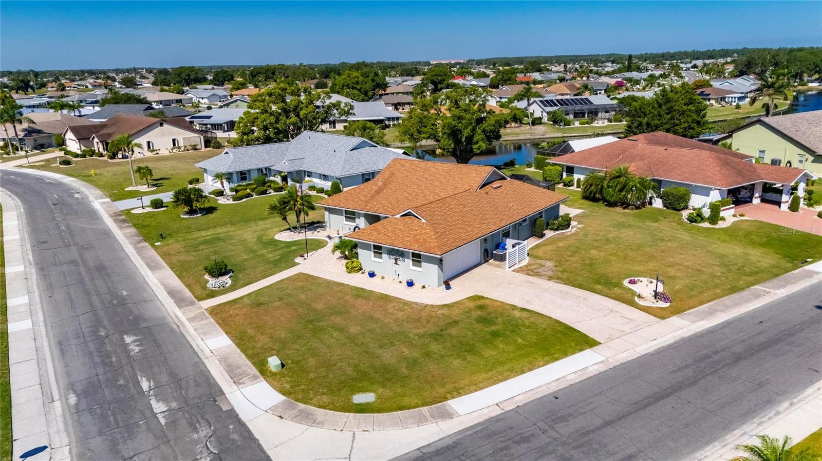 CALOOSA COUNTRY CLUB ESTATES U - Residential
