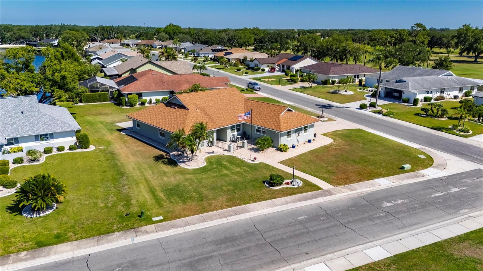 CALOOSA COUNTRY CLUB ESTATES U - Residential