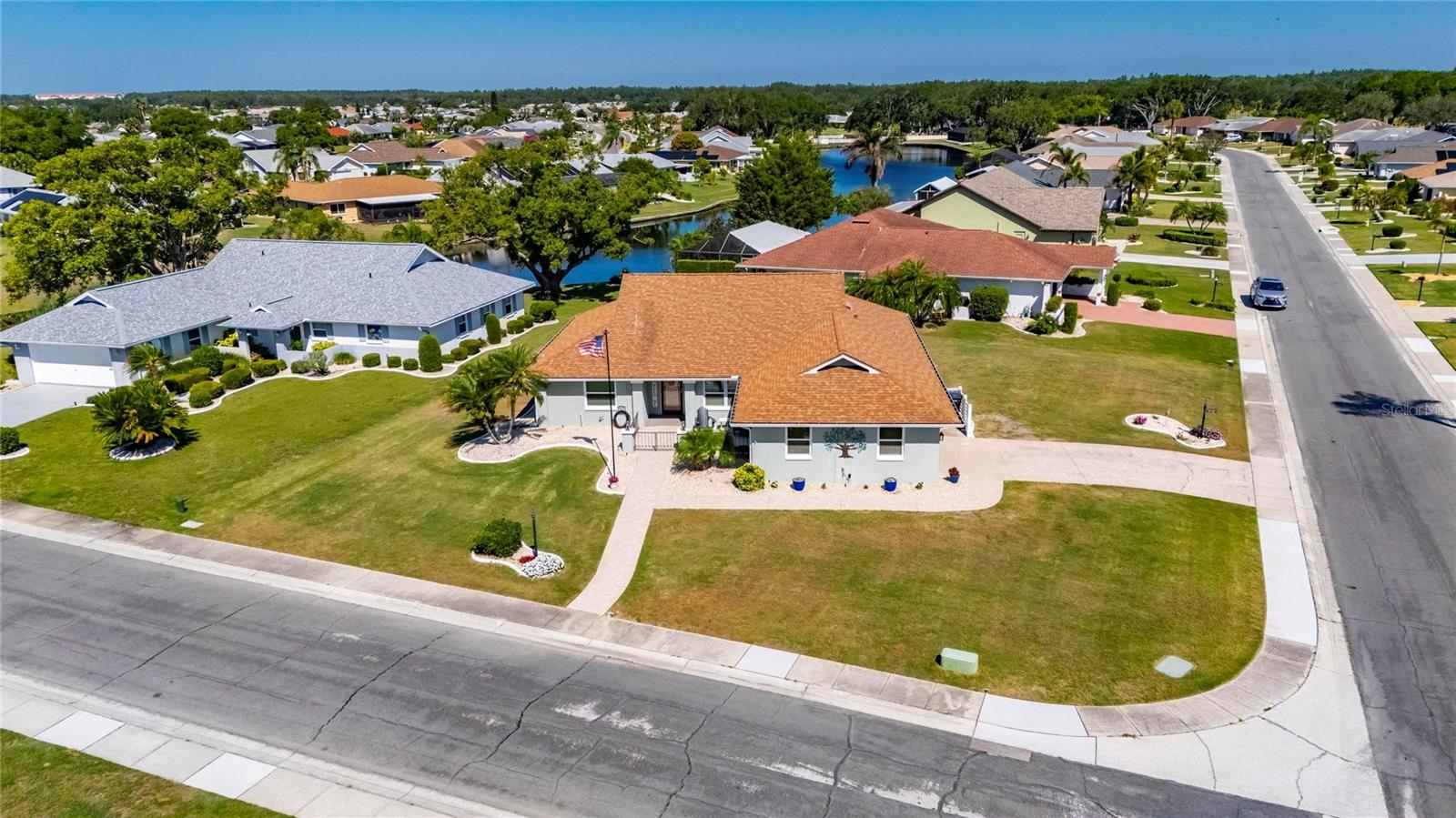 CALOOSA COUNTRY CLUB ESTATES U - Residential
