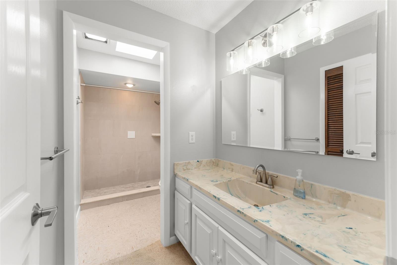 SILVER SANDS SEC B - Residential