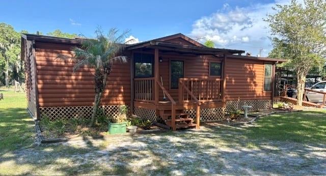 Photo of 6202 Pinewood Village Circle W, Lakeland, FL 33811 (MLS # TB8523158)