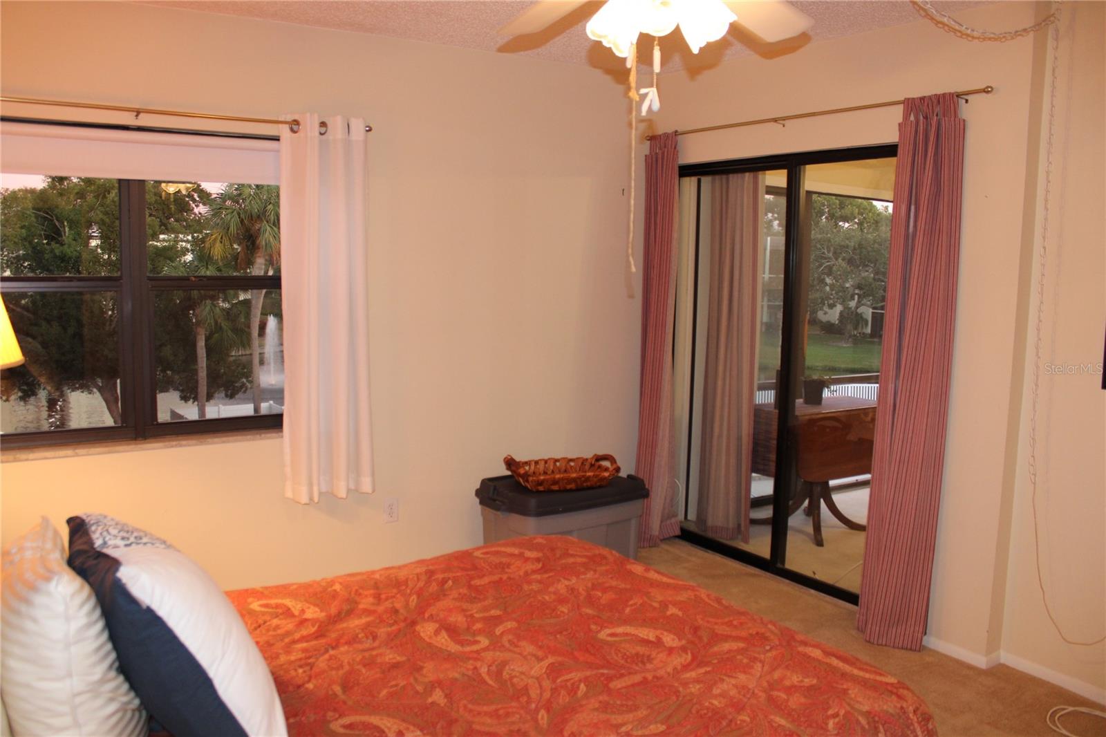 LAKEVIEW OF LARGO - Residential