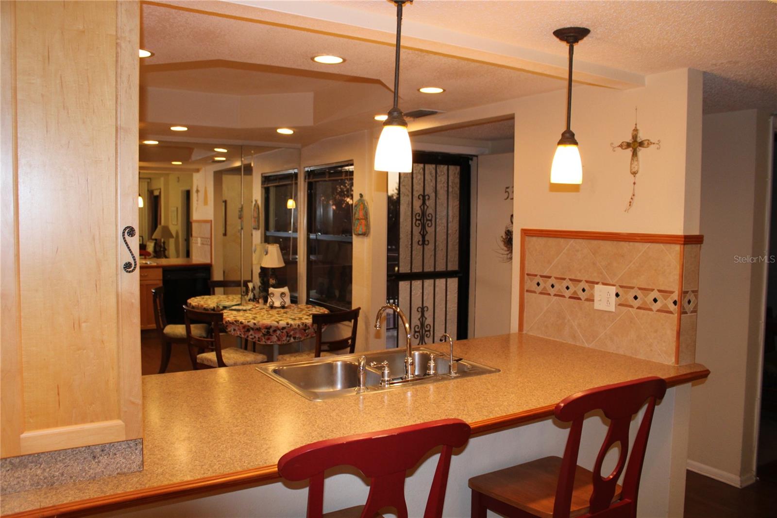 LAKEVIEW OF LARGO - Residential