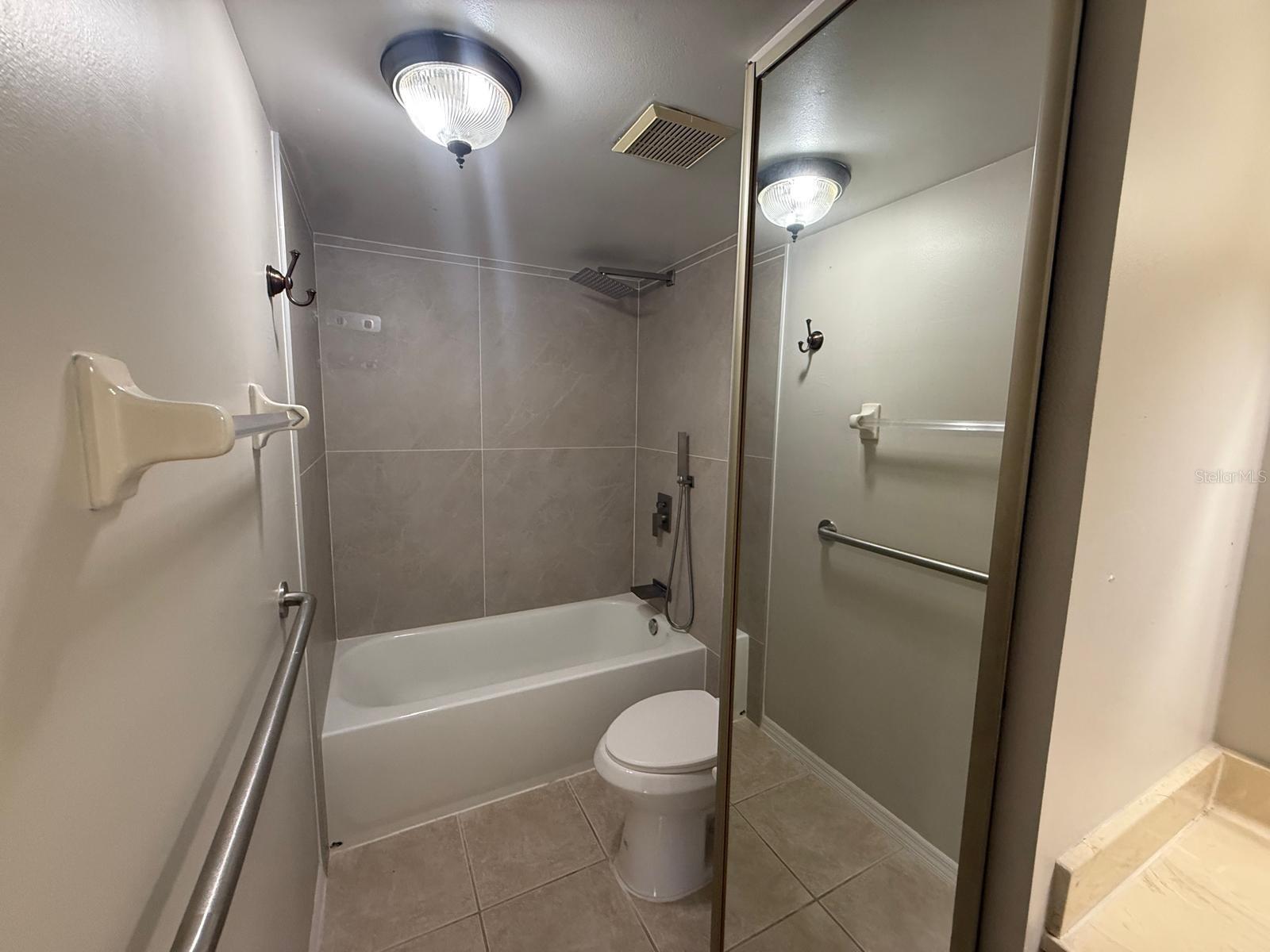 MIDDLEBROOK PINES PH 04 - Residential