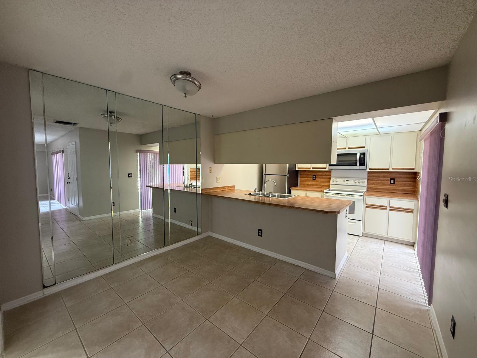 MIDDLEBROOK PINES PH 04 - Residential