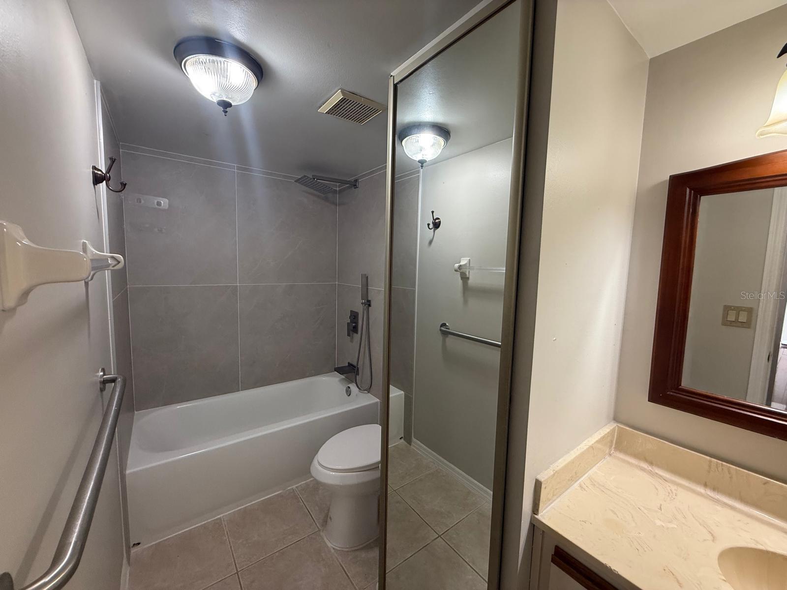 MIDDLEBROOK PINES PH 04 - Residential