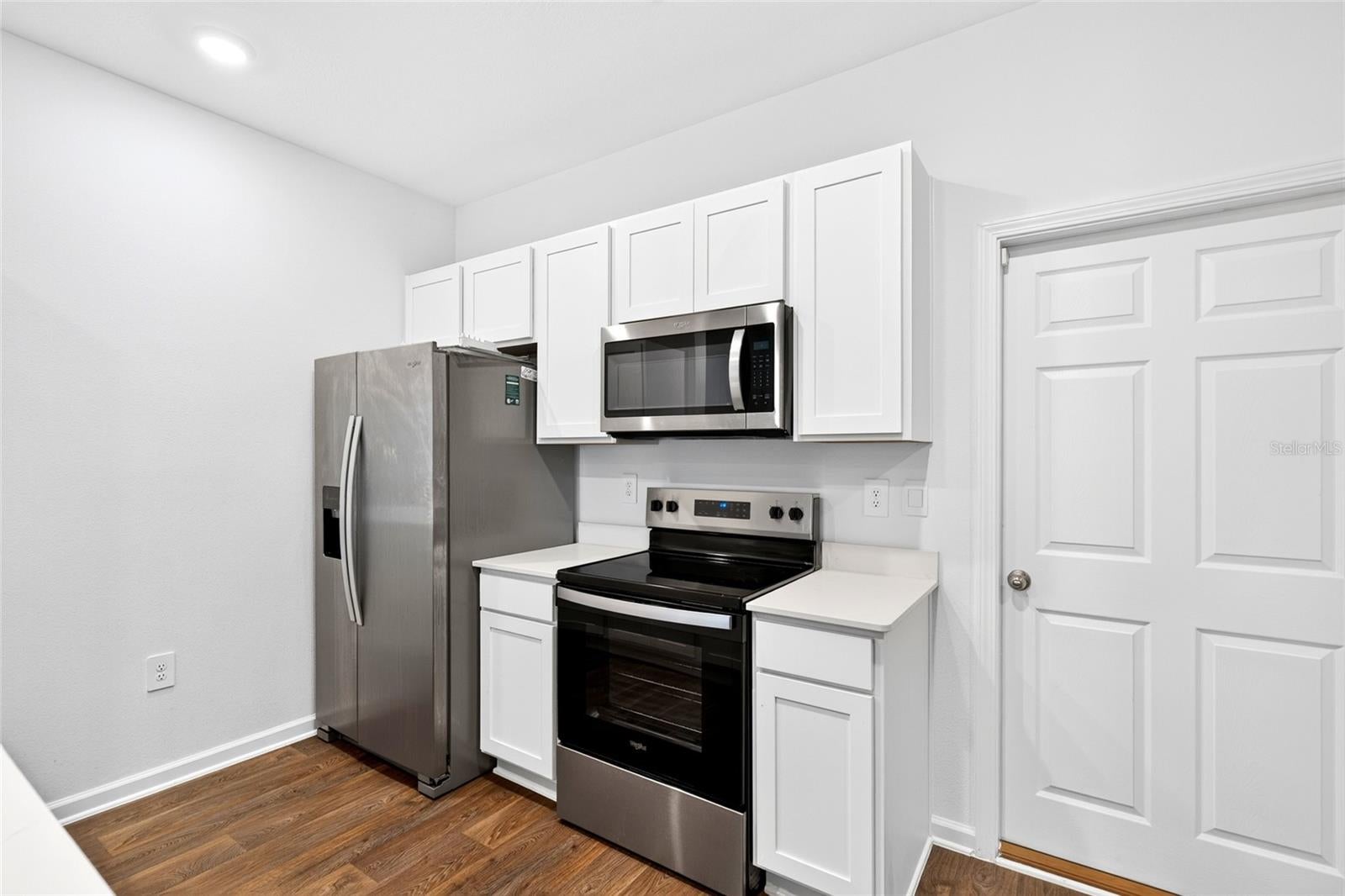 871 RIVERTREE PLACE