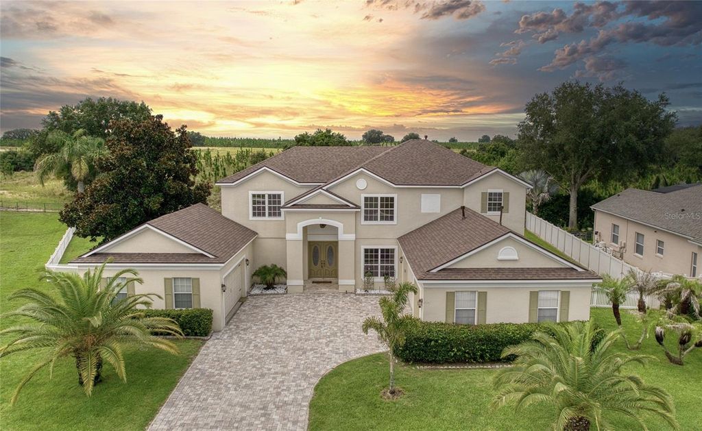 Photo of 2924 Majestic Isle Drive, Clermont, FL 34711 (MLS # O6424354)