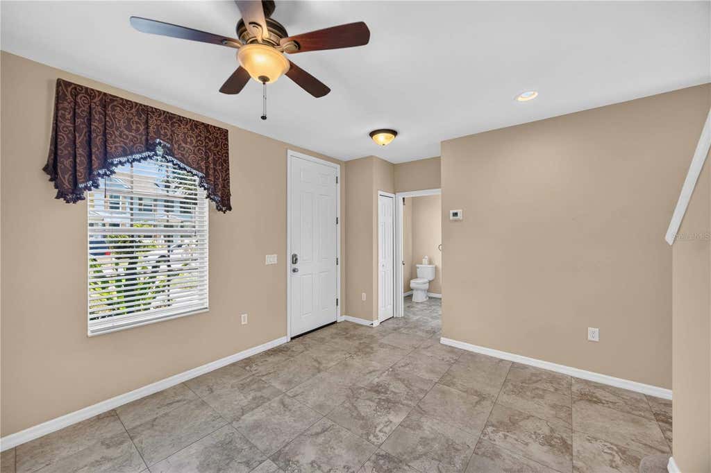 Photo of 5653 Whitehead Street, Bradenton, FL 34203 (MLS # A4702318)