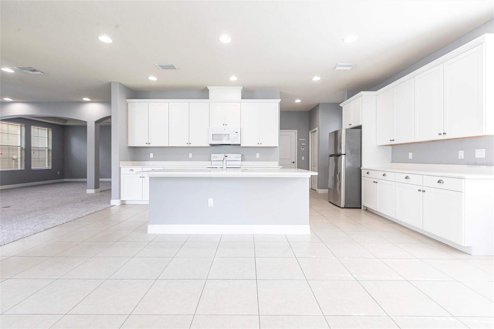 7113 PARK TREE DRIVE