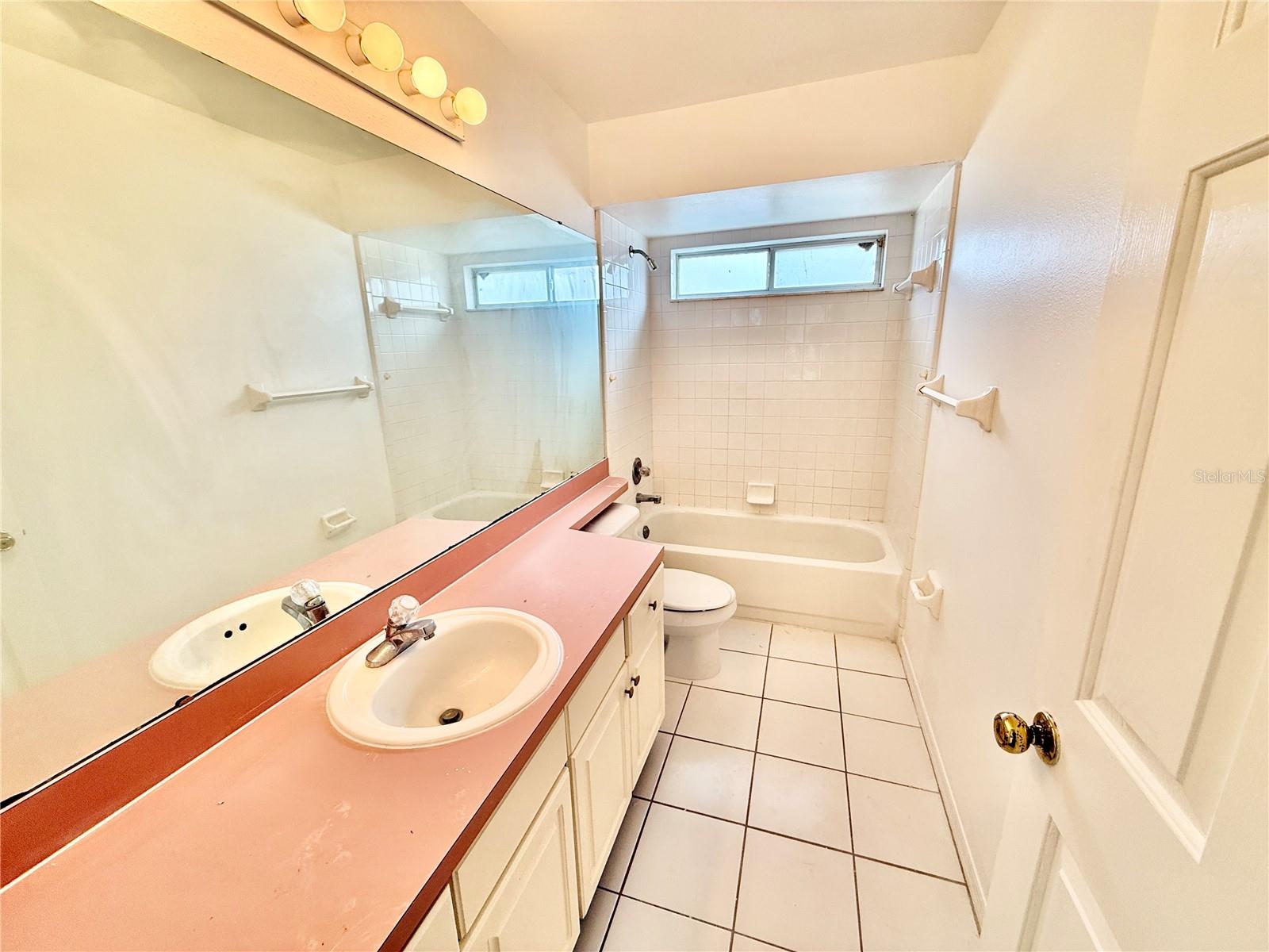 STRAFFORD PARK PH 4 - Residential Lease