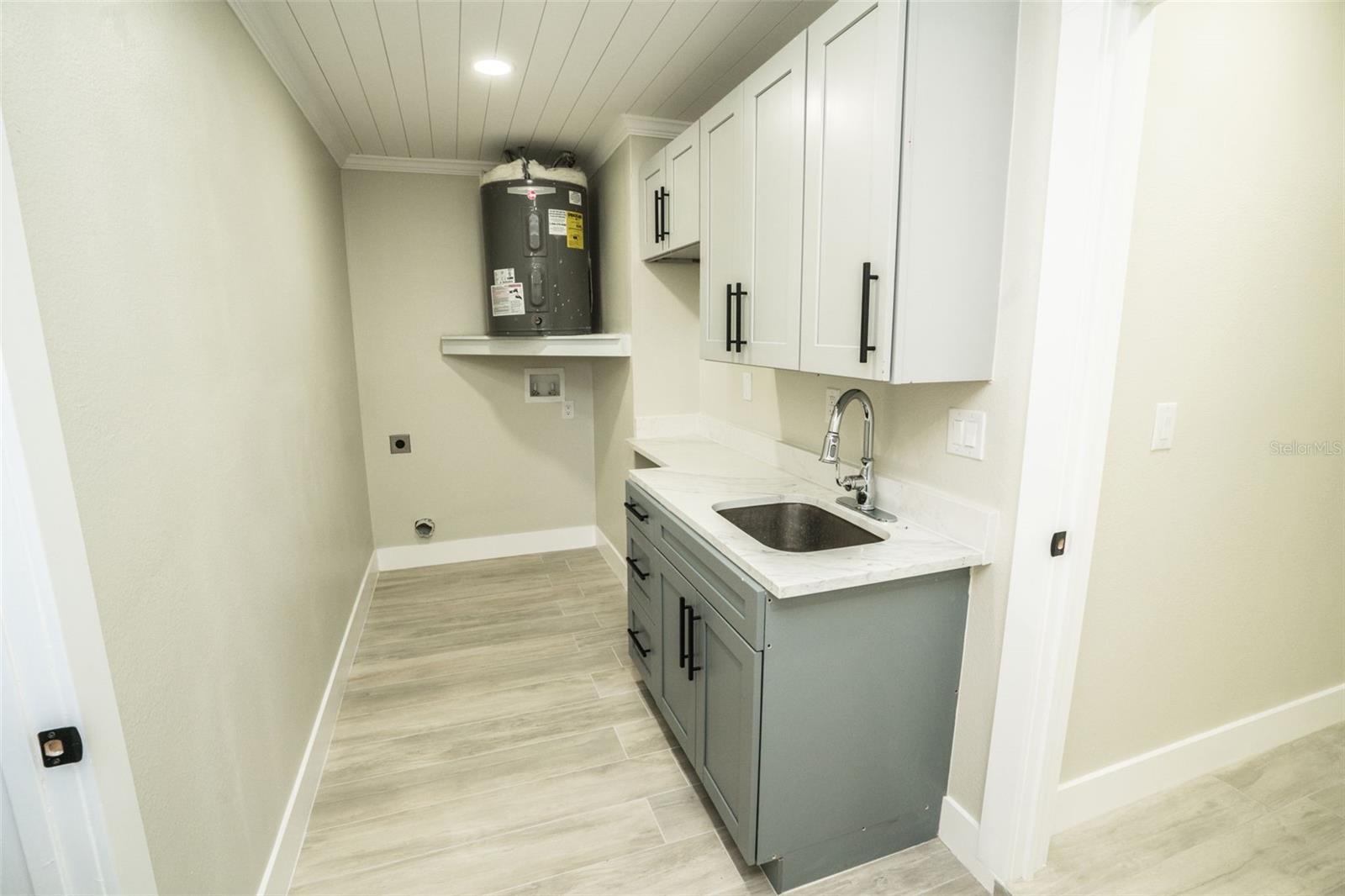 HARBOR ISLES - Residential