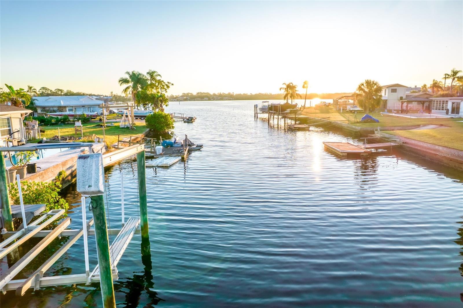 HARBOR ISLES - Residential