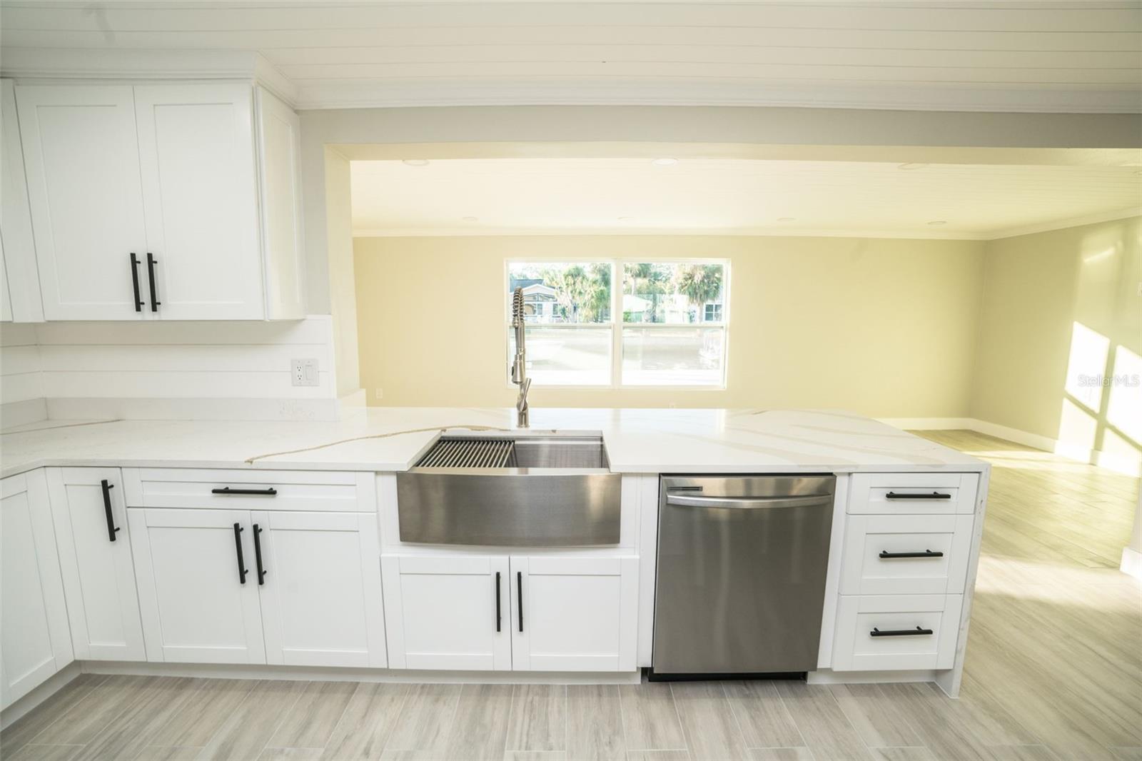 HARBOR ISLES - Residential