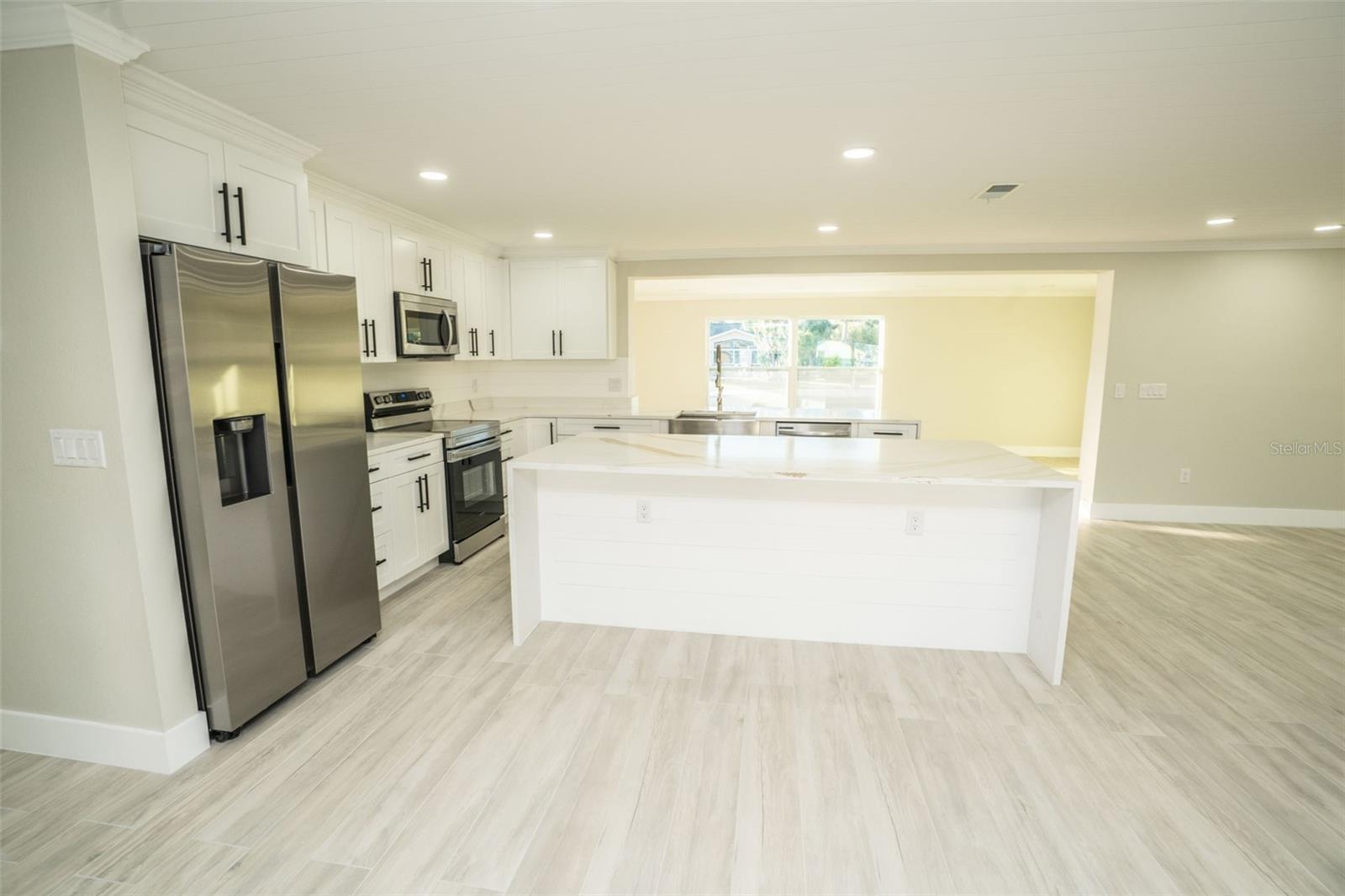 HARBOR ISLES - Residential