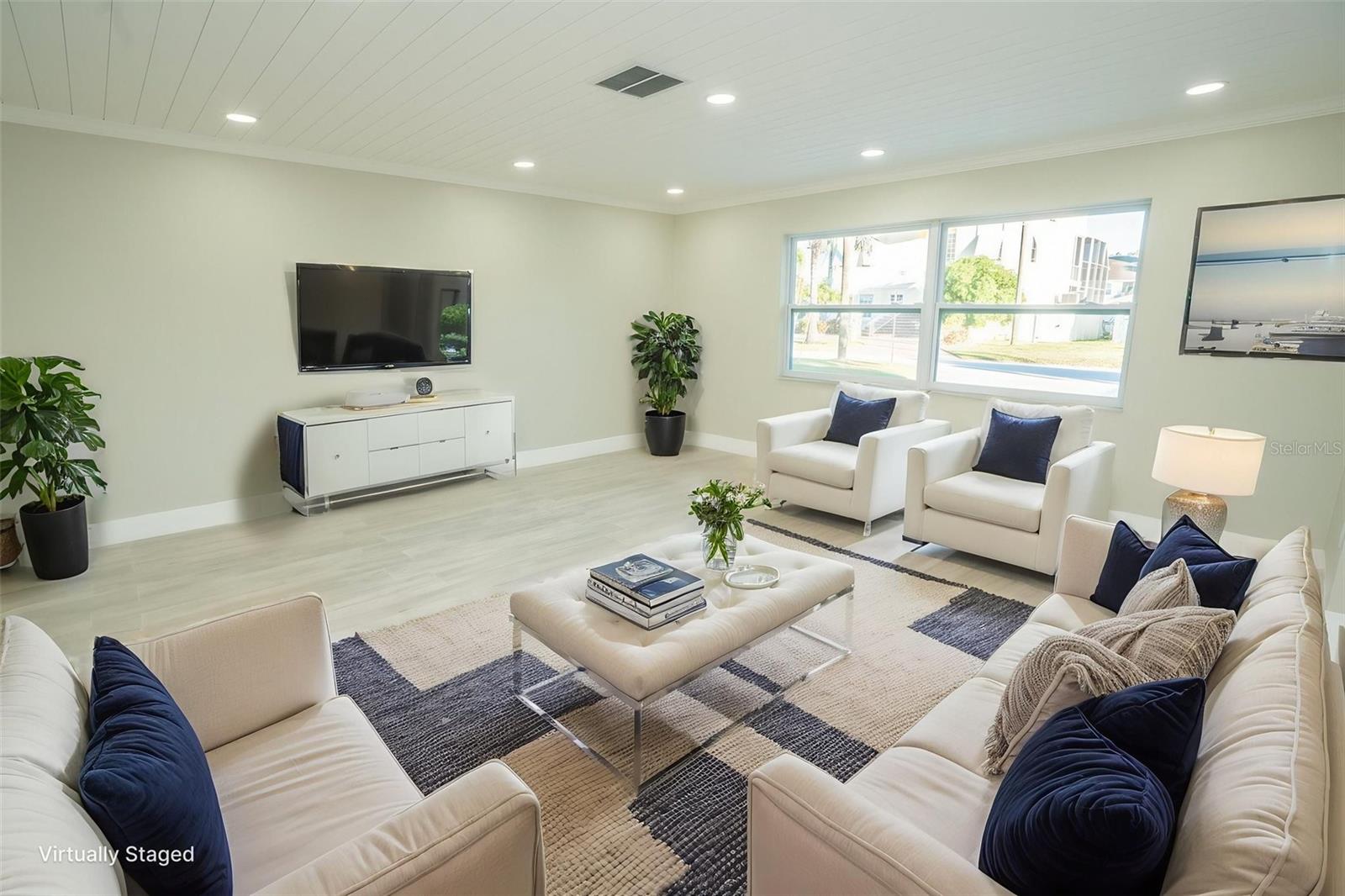 HARBOR ISLES - Residential