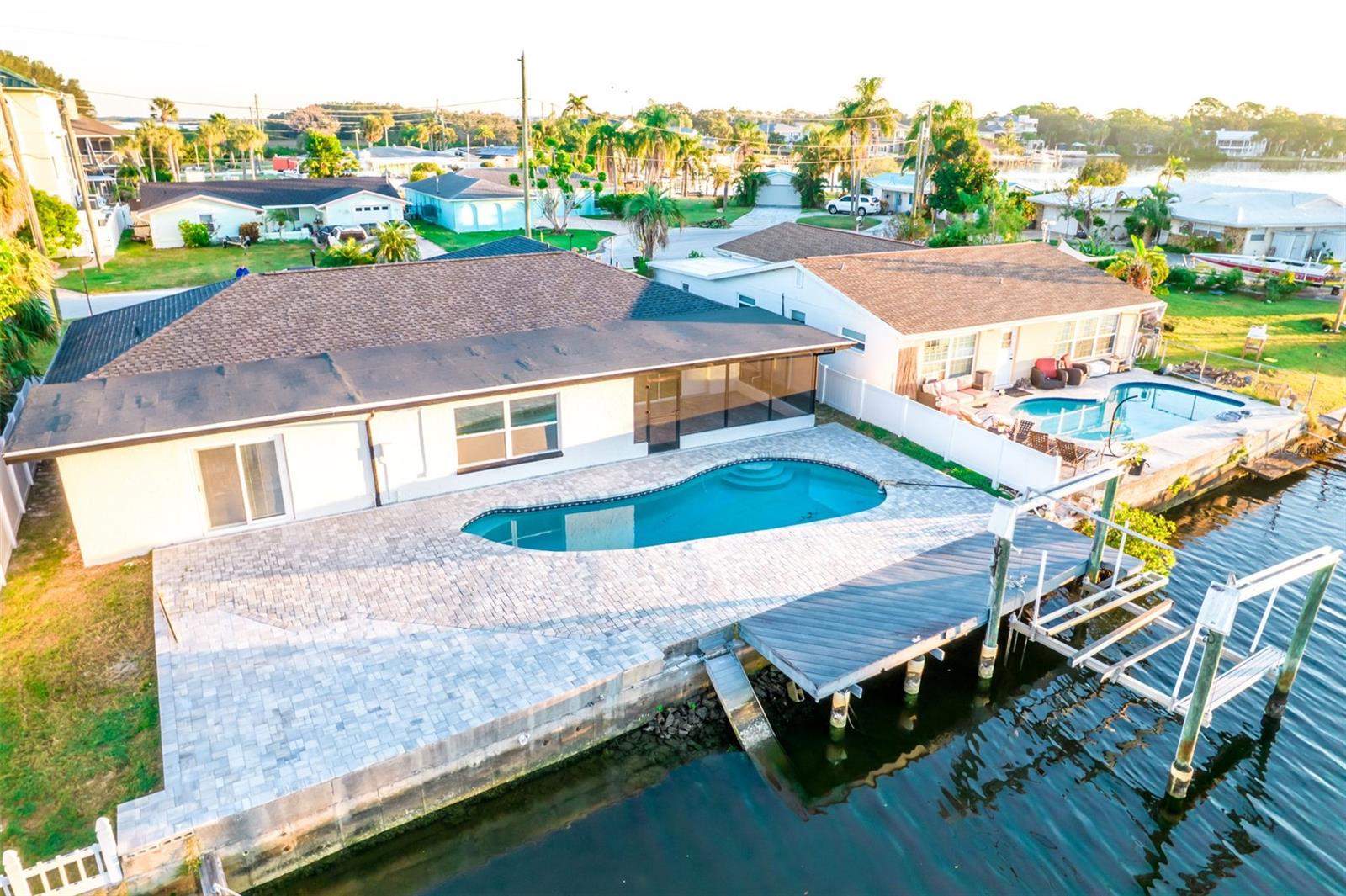 HARBOR ISLES - Residential