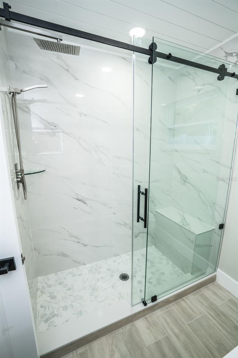 HARBOR ISLES - Residential