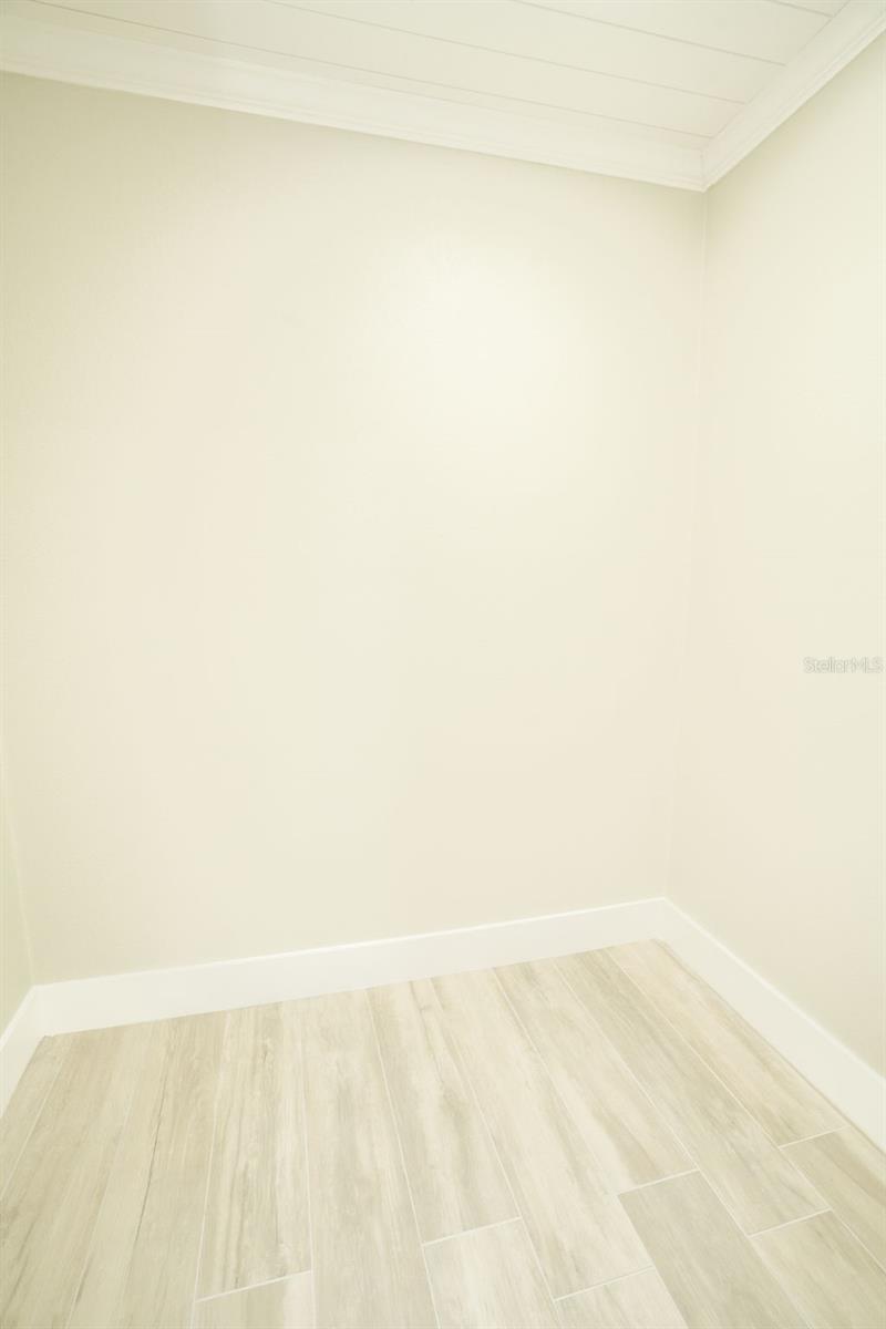 HARBOR ISLES - Residential