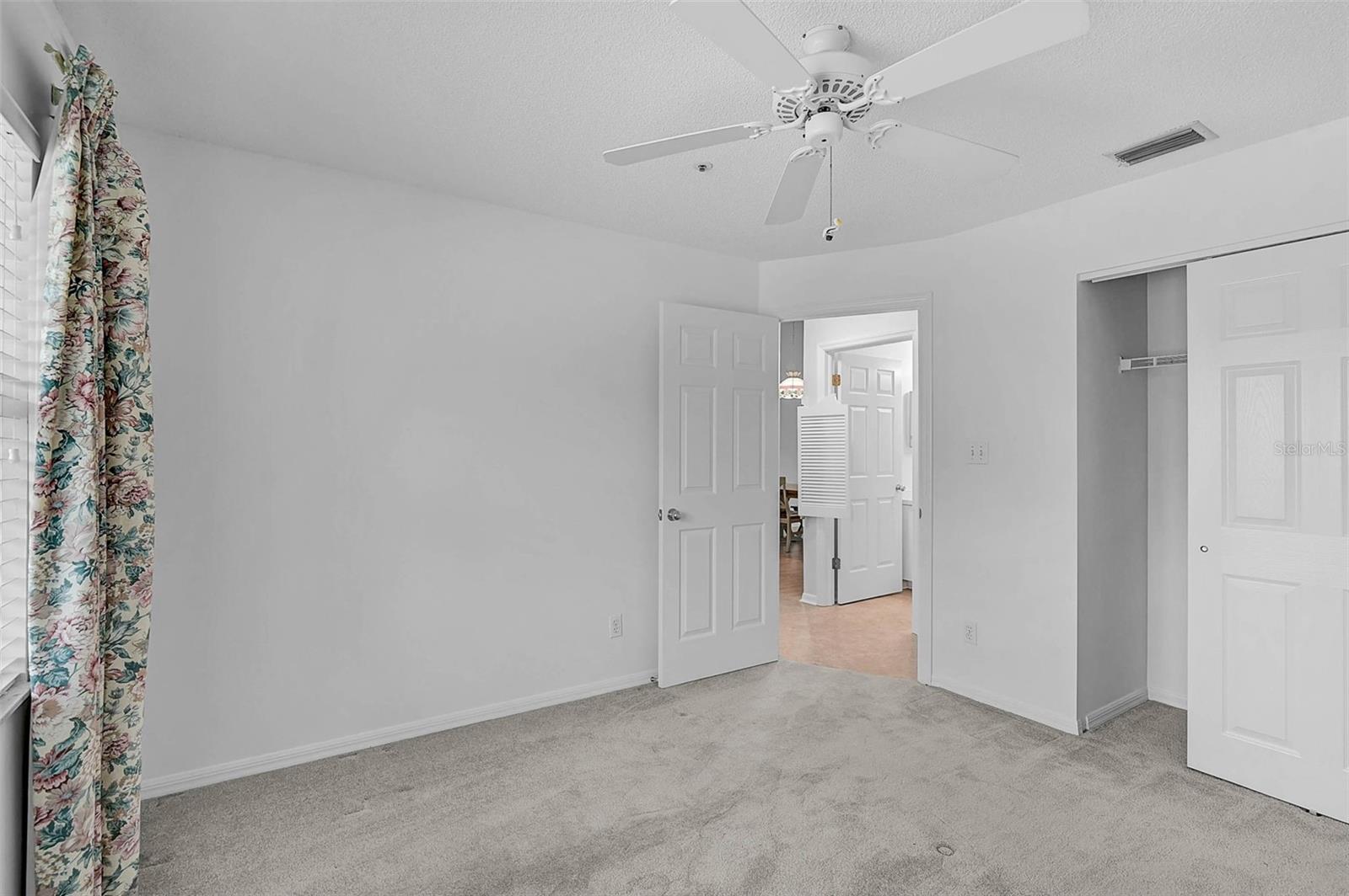 WATERSIDE 1 AT BIRD BAY - Residential