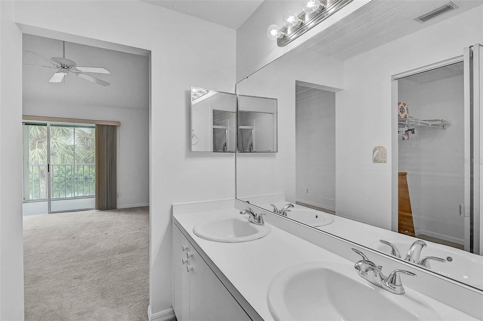 WATERSIDE 1 AT BIRD BAY - Residential