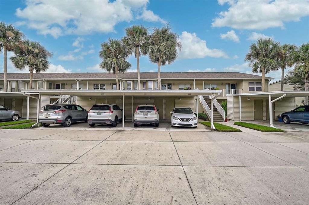 Photo of 811 Waterside Drive #205, Venice, FL 34285 (MLS # A4662438)