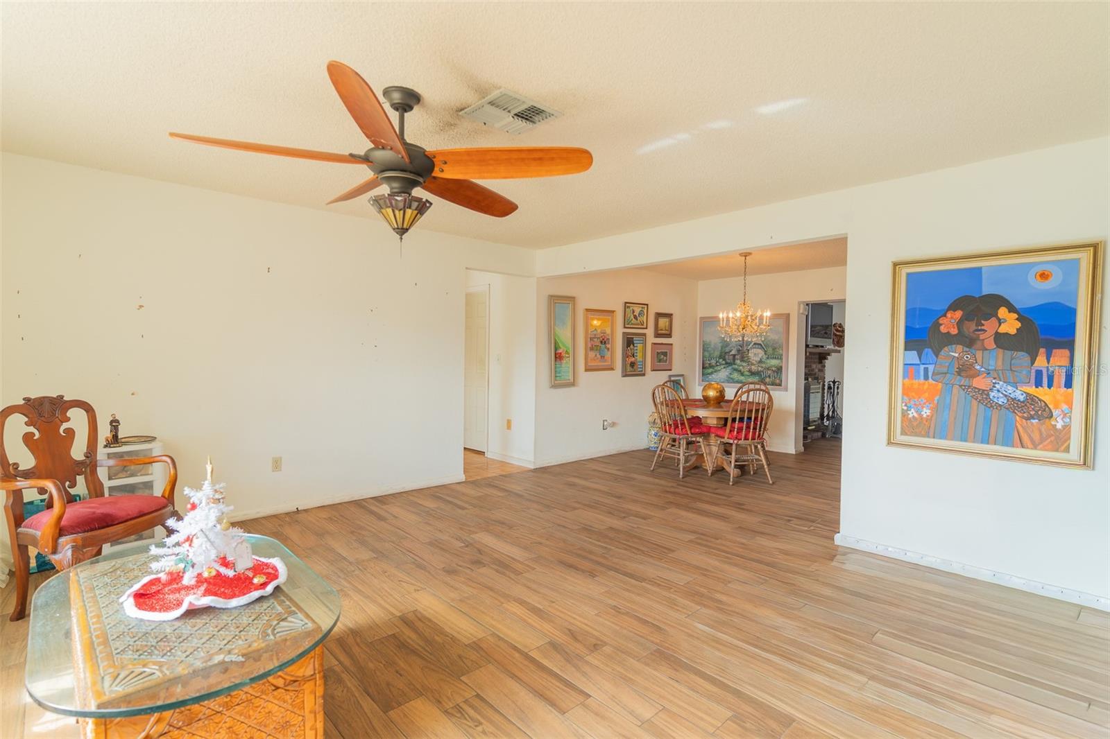 SUN N LAKE - Residential