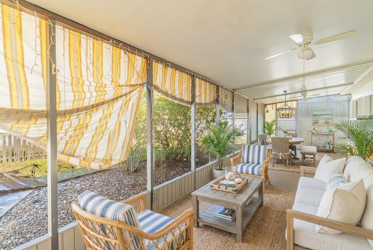 SUN N LAKE - Residential