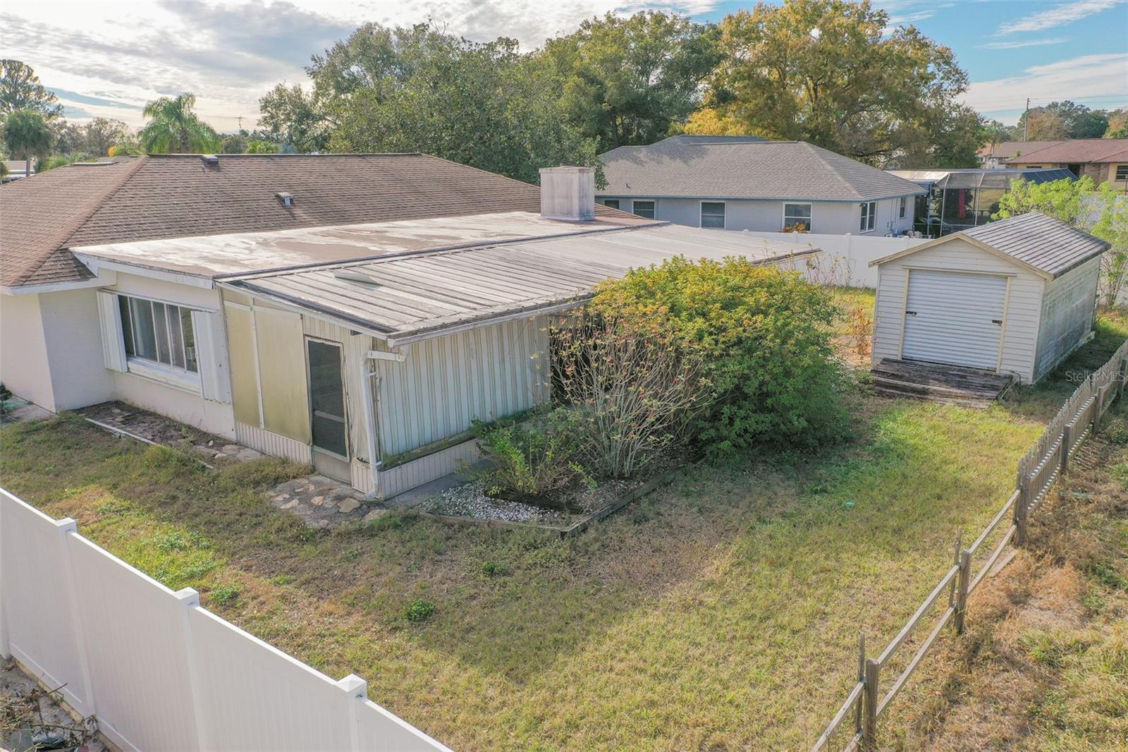 SUN N LAKE - Residential