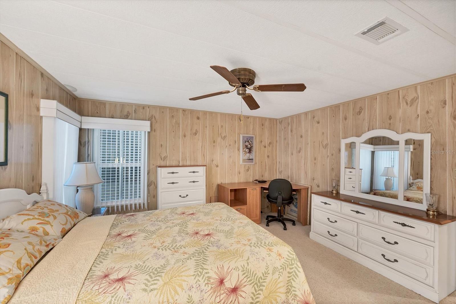 TANGERINE WOODS - Residential