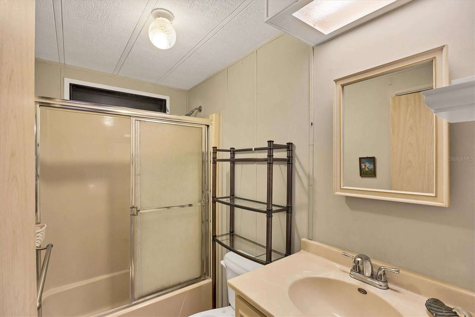 TANGERINE WOODS - Residential