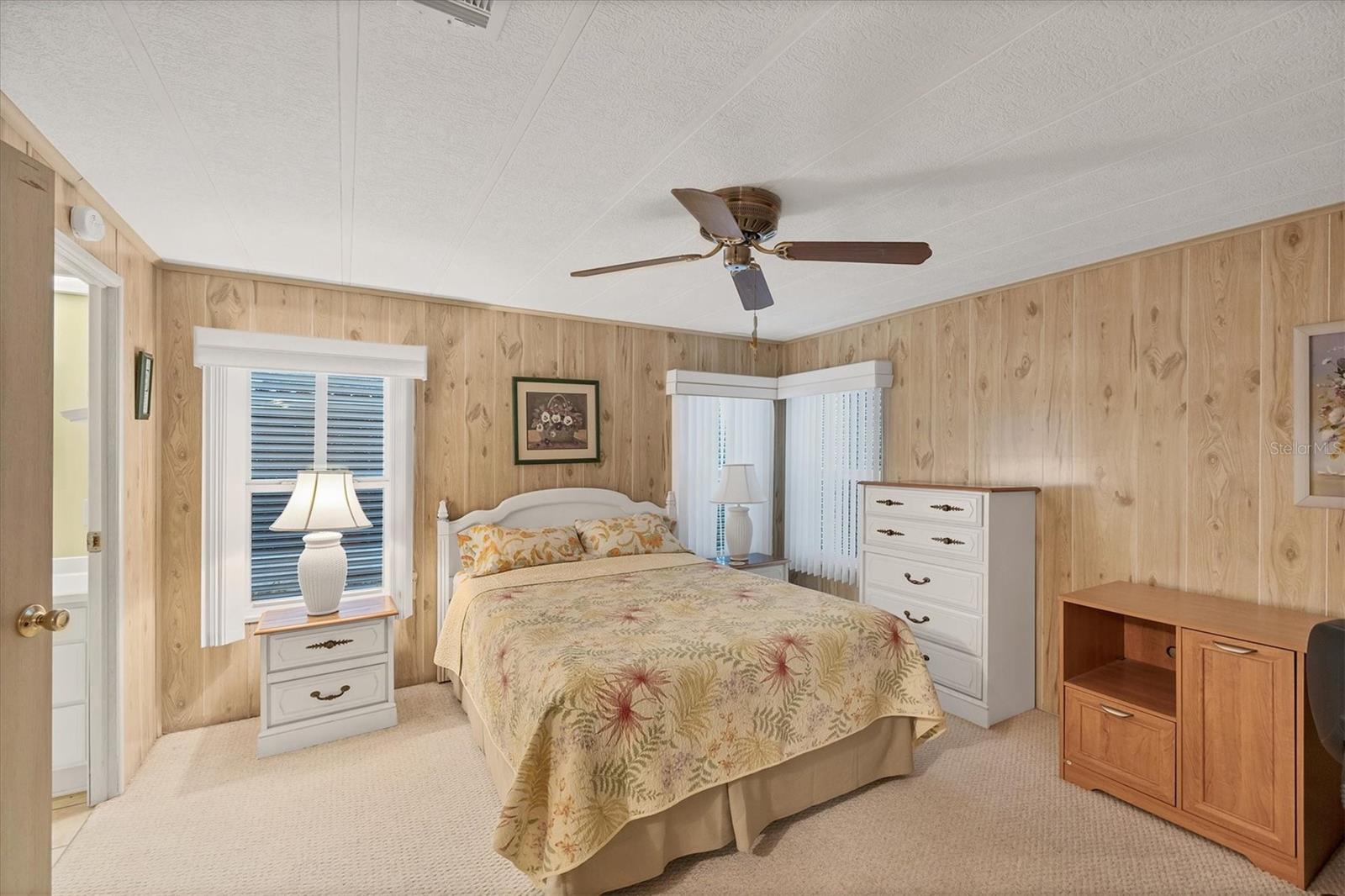 TANGERINE WOODS - Residential