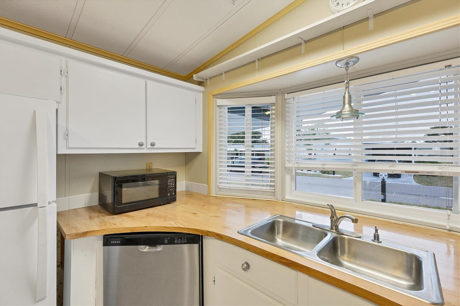 TANGERINE WOODS - Residential