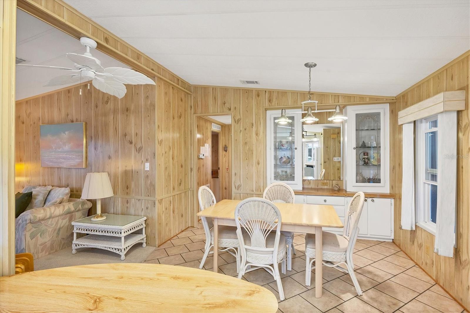 TANGERINE WOODS - Residential