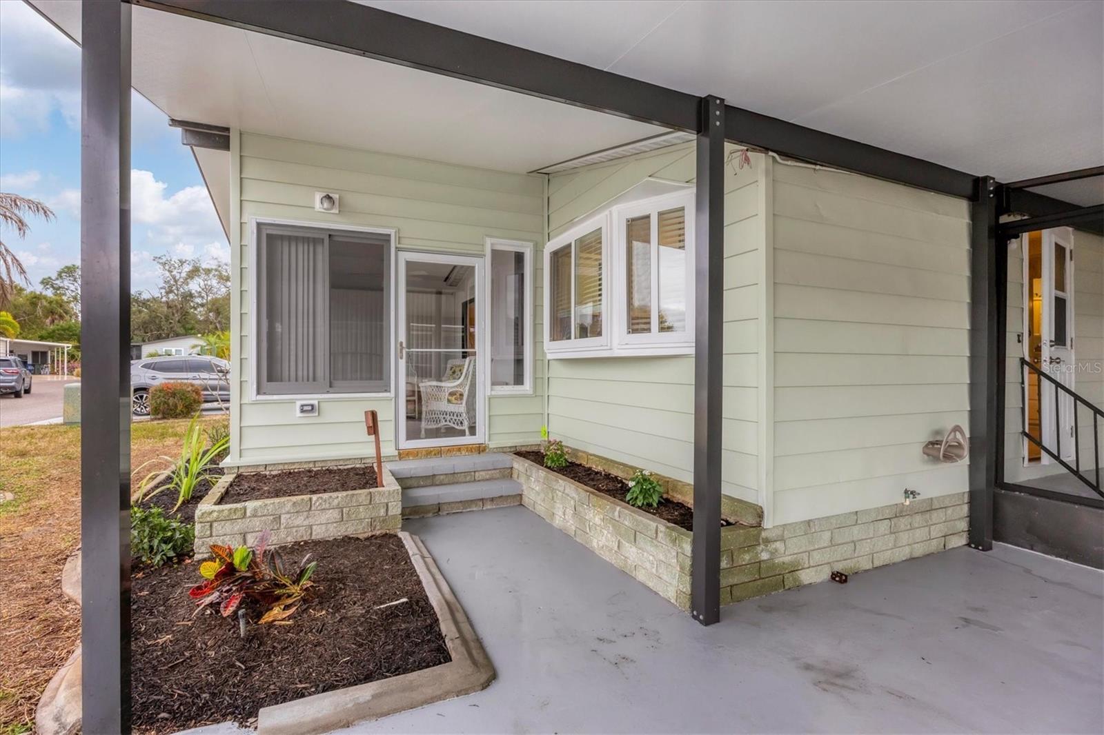 TANGERINE WOODS - Residential