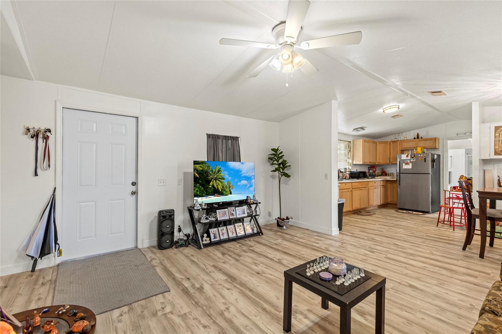 FOUR SEASONS ESTATES - Residential