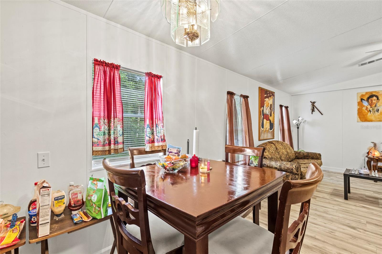 FOUR SEASONS ESTATES - Residential