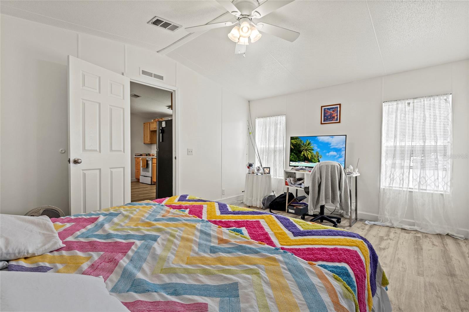 FOUR SEASONS ESTATES - Residential
