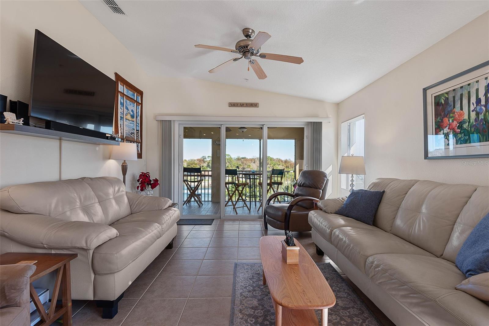 CANOPY WALK BLDG 7 - Residential