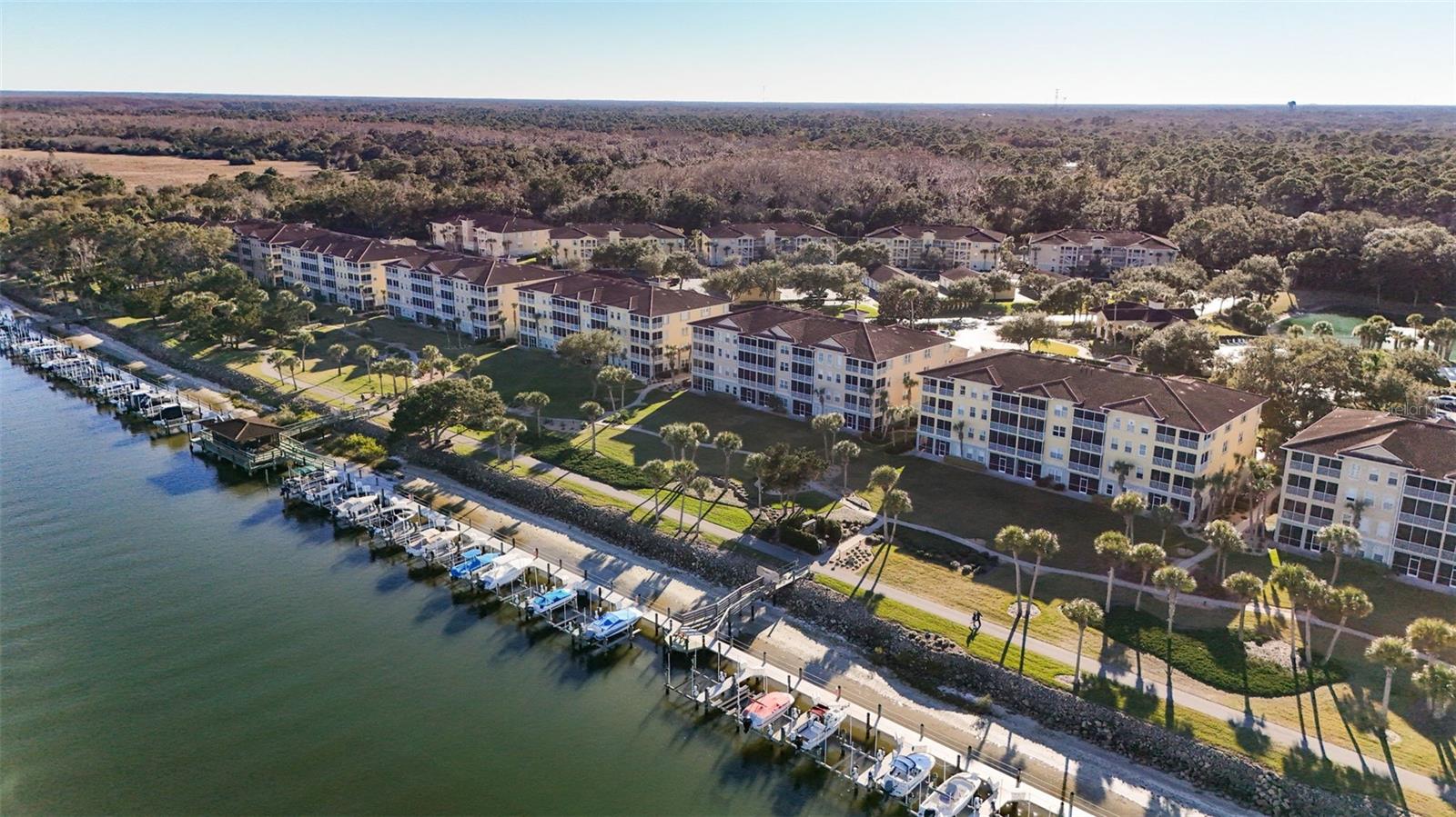 CANOPY WALK BLDG 7 - Residential