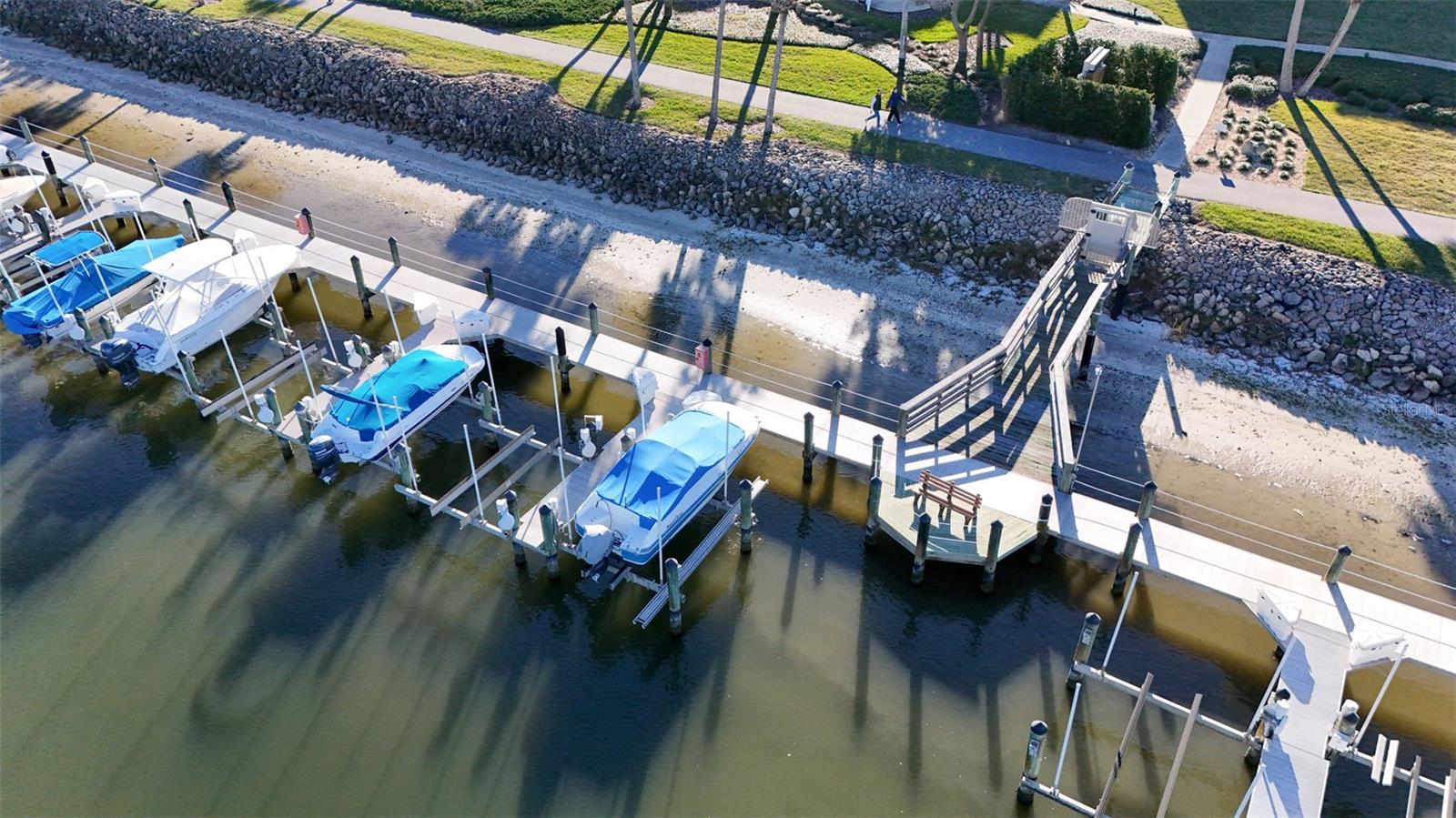 CANOPY WALK BLDG 7 - Residential