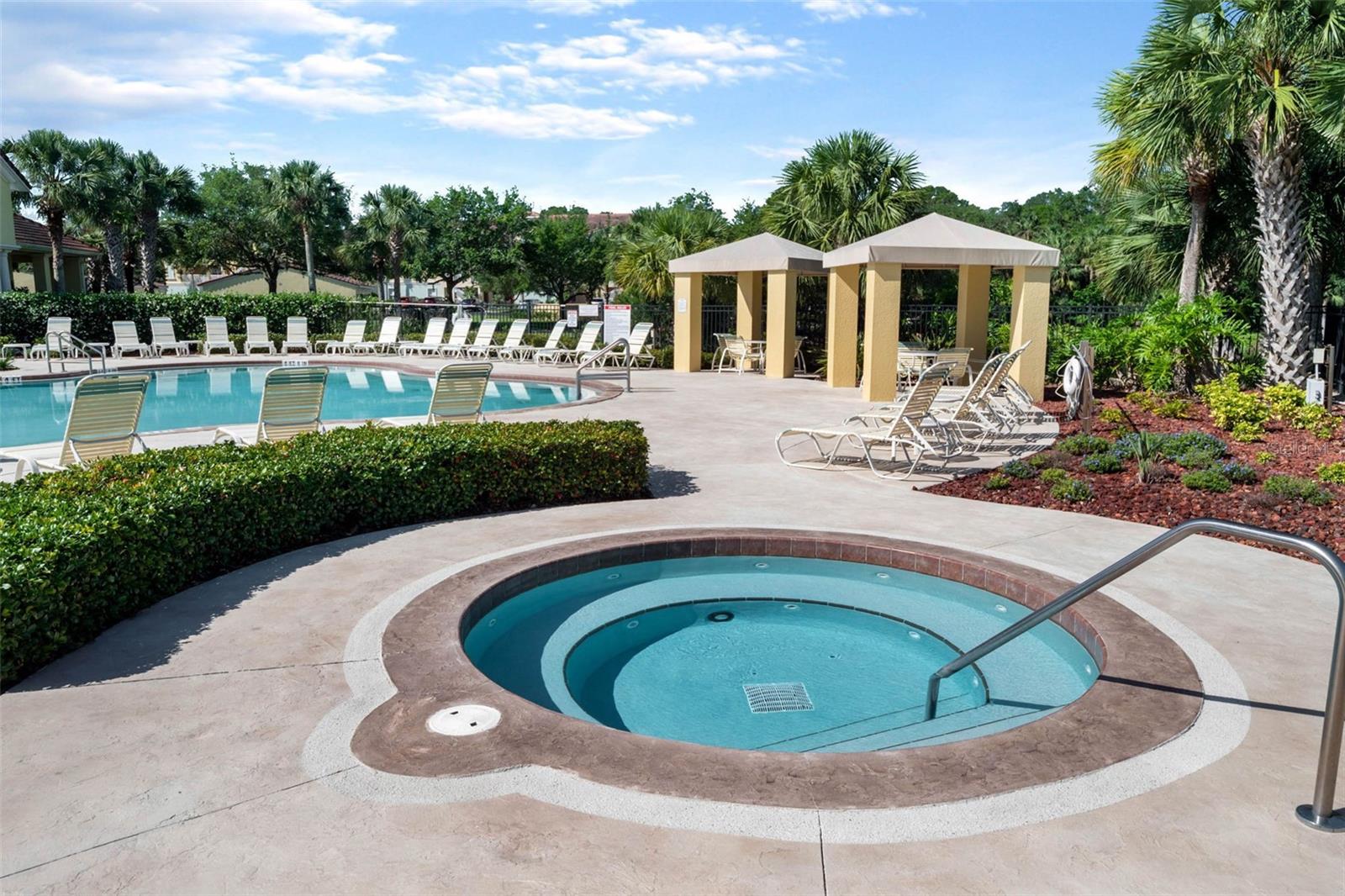 CANOPY WALK BLDG 7 - Residential